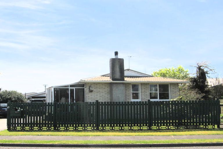 Photo of property in 10 Compton Street, Fenton Park, Rotorua, 3010