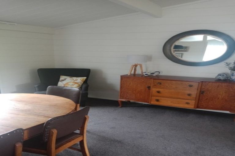 Photo of property in 17 Chablis Place, Henderson, Auckland, 0612