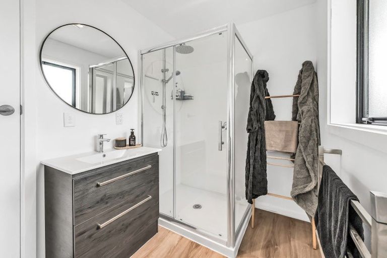 Photo of property in 5 Greenhaven Drive, Burwood, Christchurch, 8083