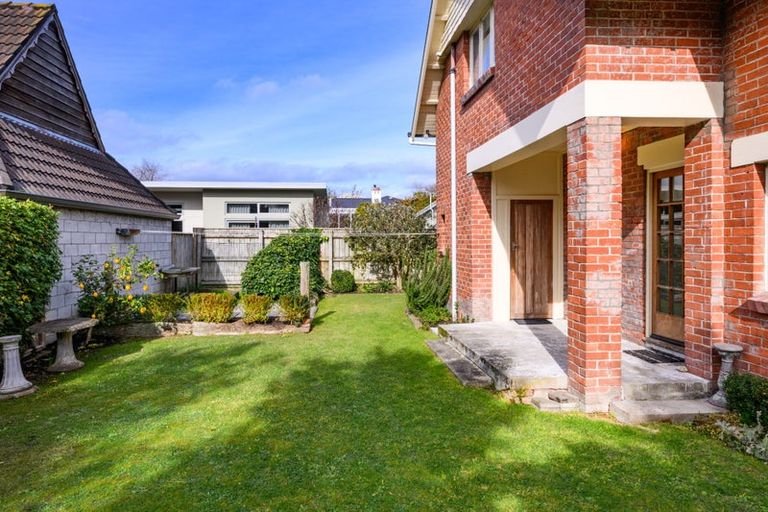 Photo of property in 21 Batt Street, West End, Palmerston North, 4410