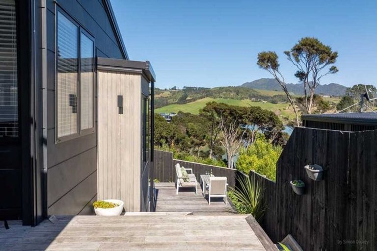 Photo of property in 4 Omahina Street, Raglan, 3225