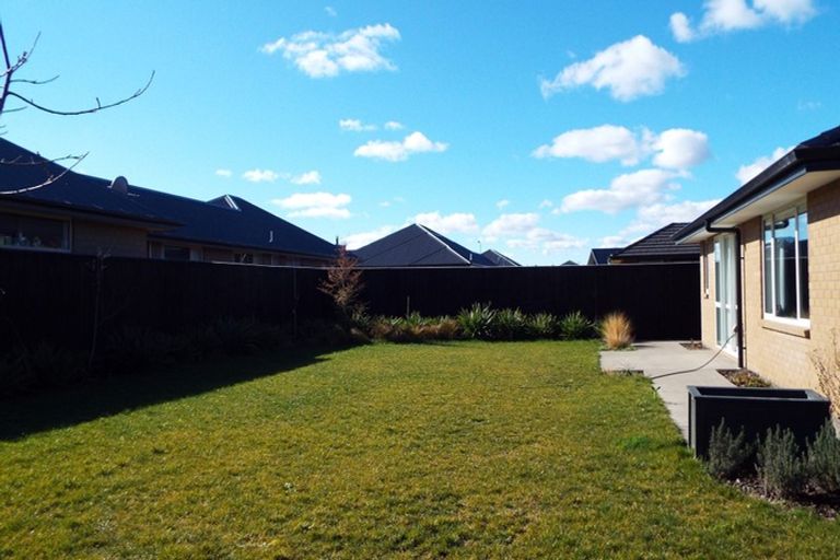 Photo of property in 6 Lloyds Close, Rolleston, 7614