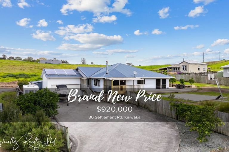 Photo of property in 30 Settlement Road, Kaiwaka, 0573