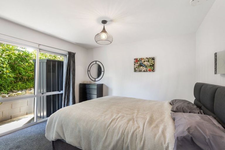 Photo of property in 28a Marchant Place, Westown, New Plymouth, 4310