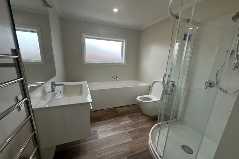 Photo of property in 19 Victoria Street, Carterton, 5713