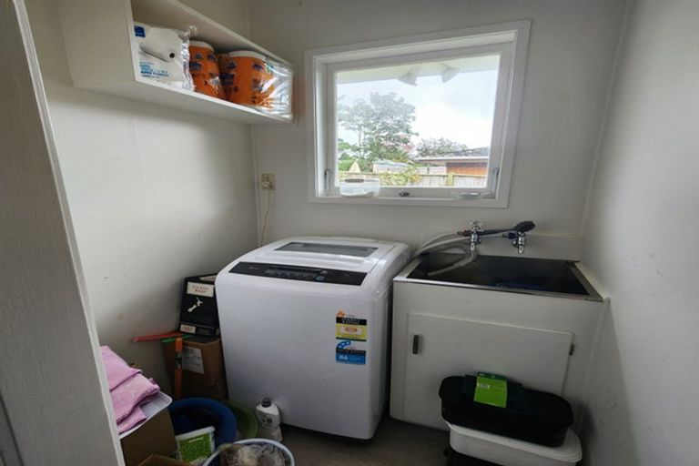 Photo of property in 38a Whiteacres Drive, Sunnyhills, Auckland, 2010