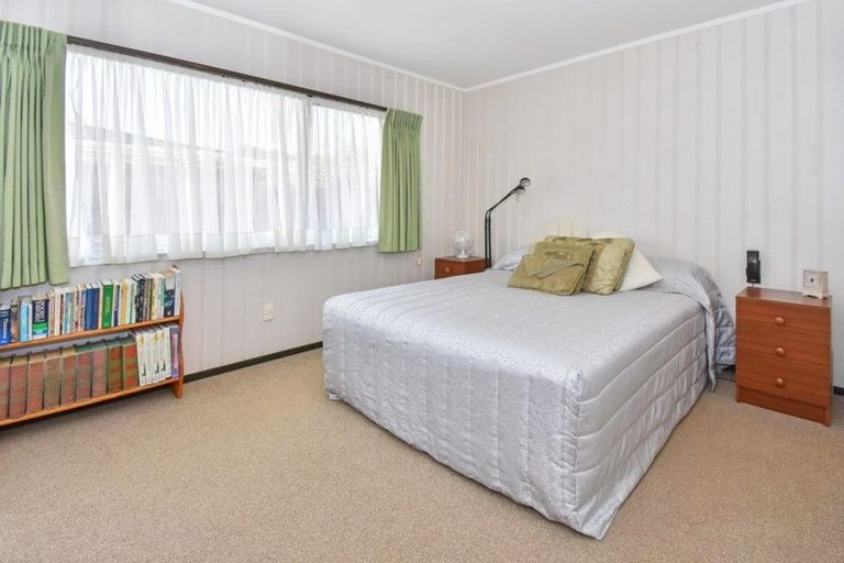 Photo of property in 2/126 Carruth Road, Papatoetoe, Auckland, 2025