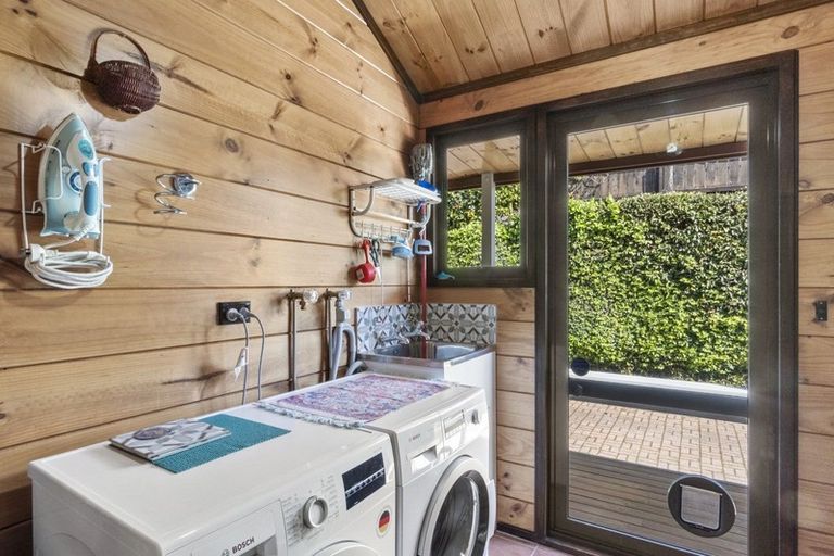 Photo of property in 25 Madill Road, St Andrews, Hamilton, 3200