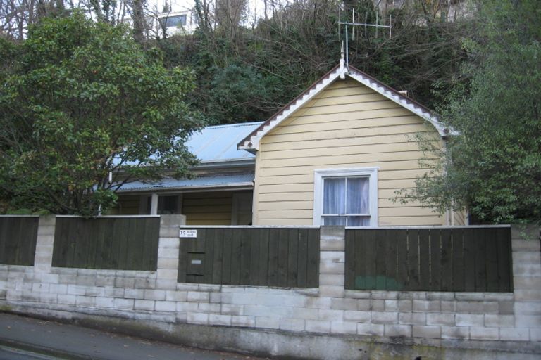 Photo of property in 15 Milton Road, Bluff Hill, Napier, 4110