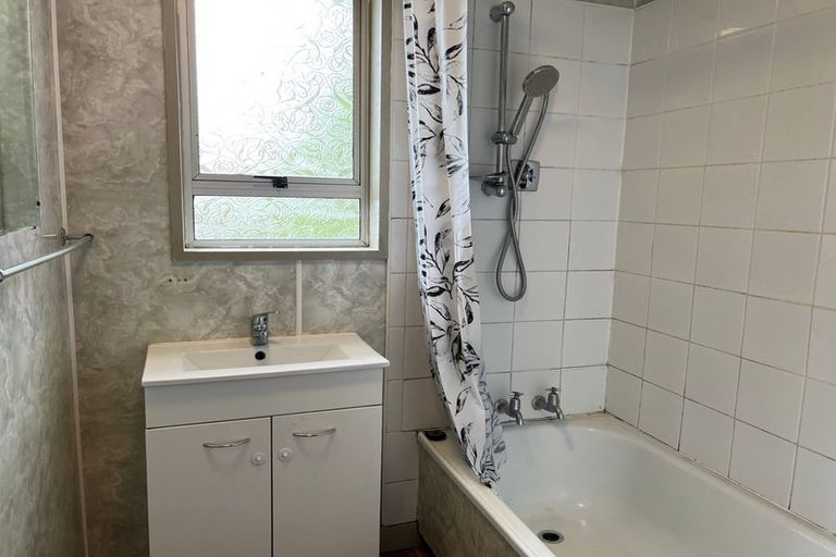 Photo of property in 142 Saint Albans Street, St Albans, Christchurch, 8014