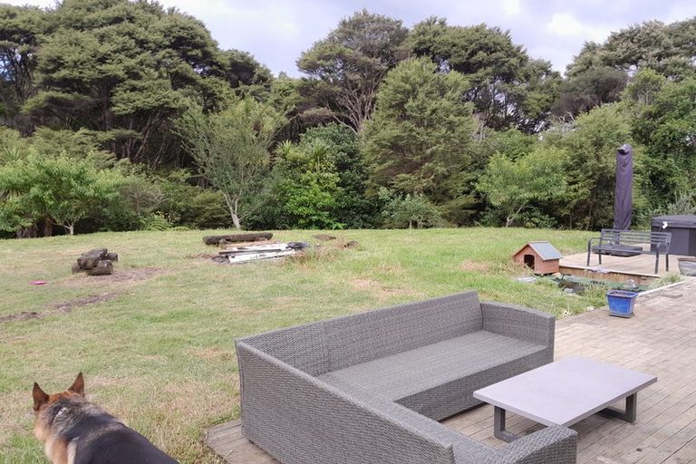 Photo of property in 296 Forest Hill Road, Waiatarua, Auckland, 0612