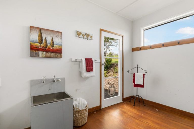 Photo of property in 94 Ara-kotinga, Whitford, Manurewa, 2576