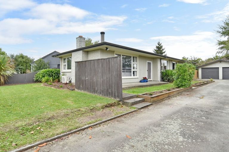 Photo of property in 56 Wingate Street, Redwood, Christchurch, 8051