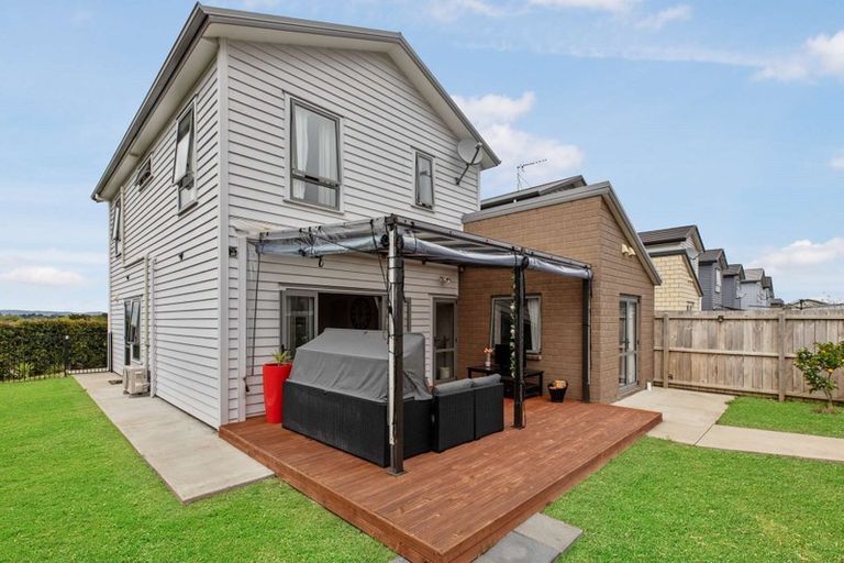 Photo of property in 30 Ipukarea Street, Weymouth, Auckland, 2103