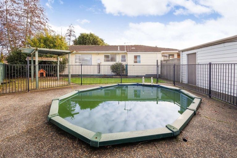 Photo of property in 11 Cascade Crescent, Westbrook, Palmerston North, 4412