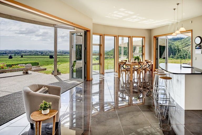 Photo of property in 102 Kuku East Road, Kuku, Levin, 5570