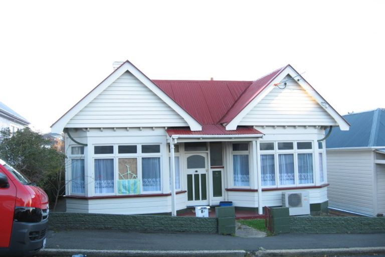 Photo of property in 12 Galloway Street, Mornington, Dunedin, 9011