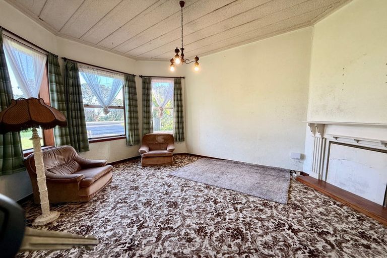 Photo of property in 137 Birkenhead Avenue, Birkenhead, Auckland, 0626