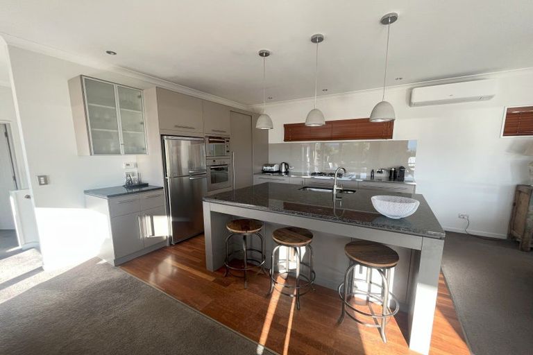 Photo of property in 7 Hogan Lane, Wanaka, 9305