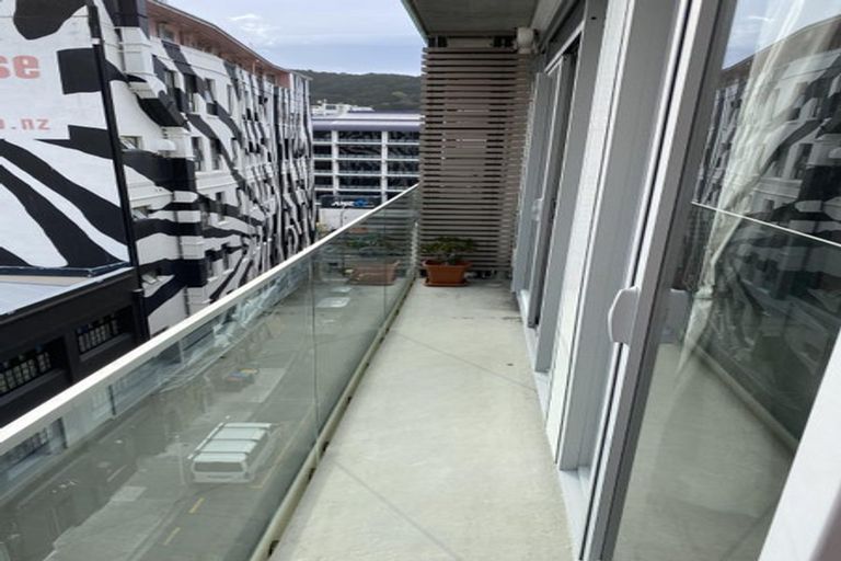 Photo of property in Monvie Apartments, 604/15 Holland Street, Te Aro, Wellington, 6011
