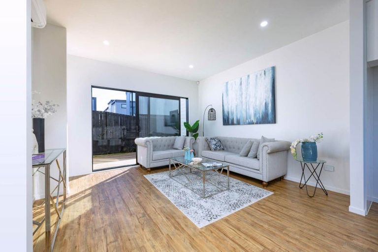 Photo of property in 21d Parker Avenue, New Lynn, Auckland, 0600