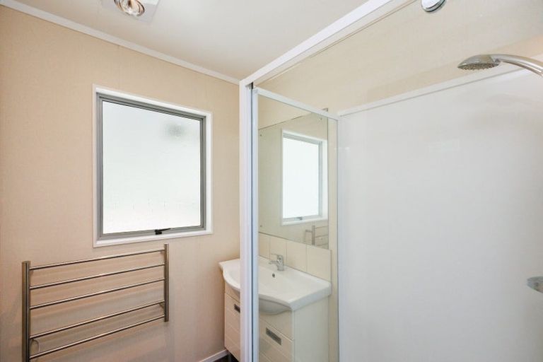 Photo of property in 21 Paradise Place, Milson, Palmerston North, 4414