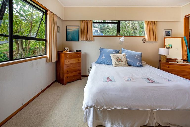 Photo of property in 24 Puketiro Place, Paihia, 0200