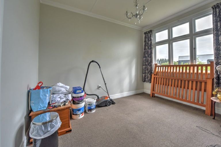 Photo of property in 158 Seaward Road, Edendale, 9825