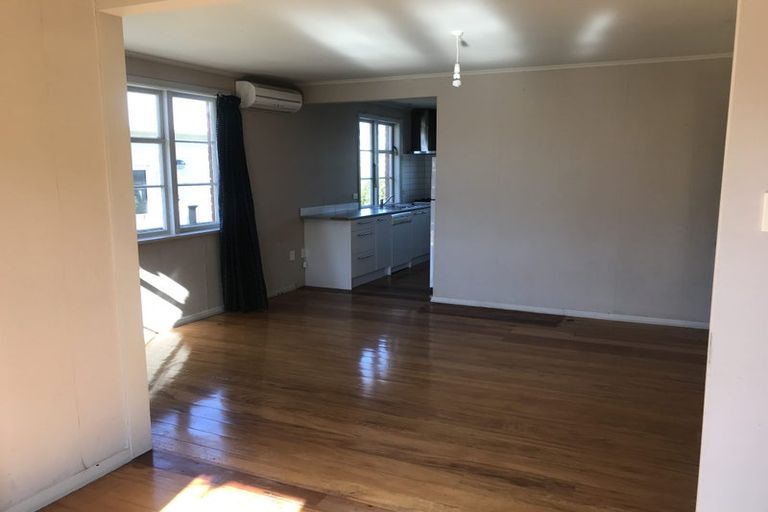 Photo of property in 16 Fisher Street, Johnsonville, Wellington, 6037