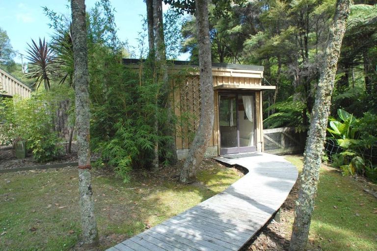 Photo of property in 16 Jack Barry Road, Waitoki, Albany, 0794