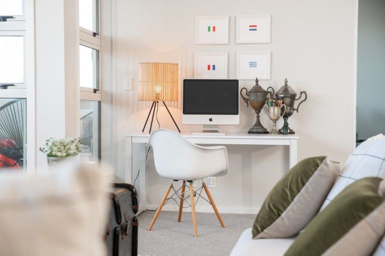 Photo of property in Stadium Garden Flats, 315/107 Thorndon Quay, Pipitea, Wellington, 6011