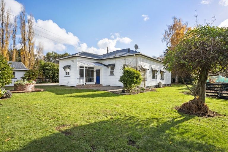 Photo of property in 1723 Cheltenham Hunterville Road, Waituna West, Rewa, 4780