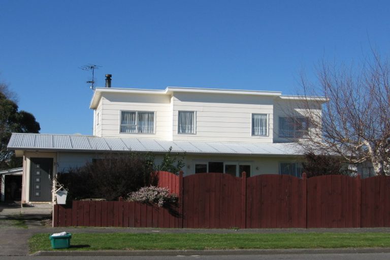Photo of property in 22 Oak Street, Masterton, 5810