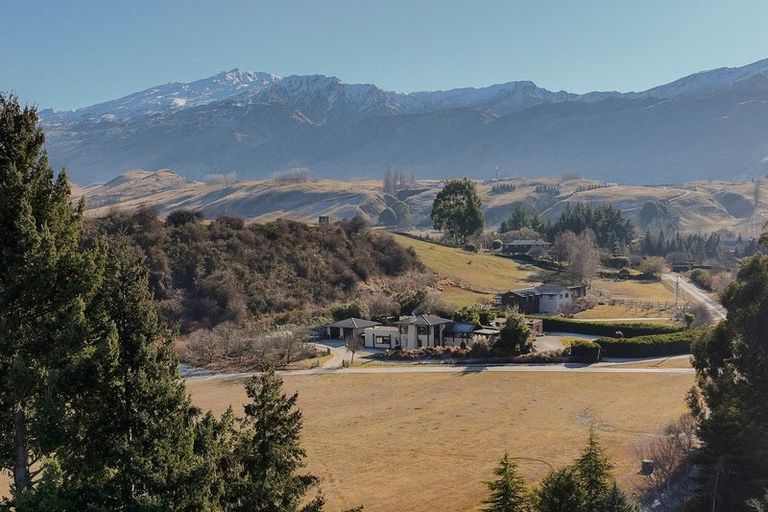 Photo of property in 48 Rutherford Road, Lake Hayes, Queenstown, 9371