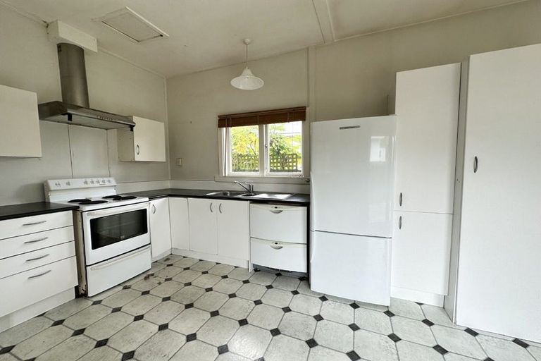 Photo of property in 1/27 Allard Street, Edgeware, Christchurch, 8013