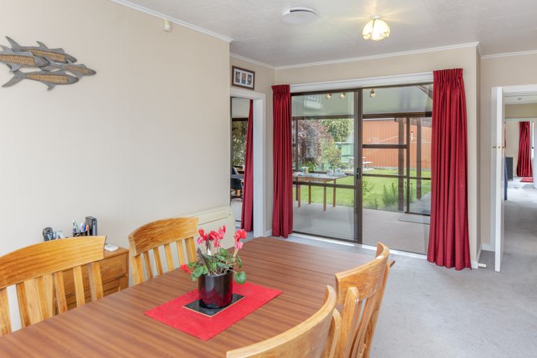 Photo of property in 417 Innes Road, Mairehau, Christchurch, 8052