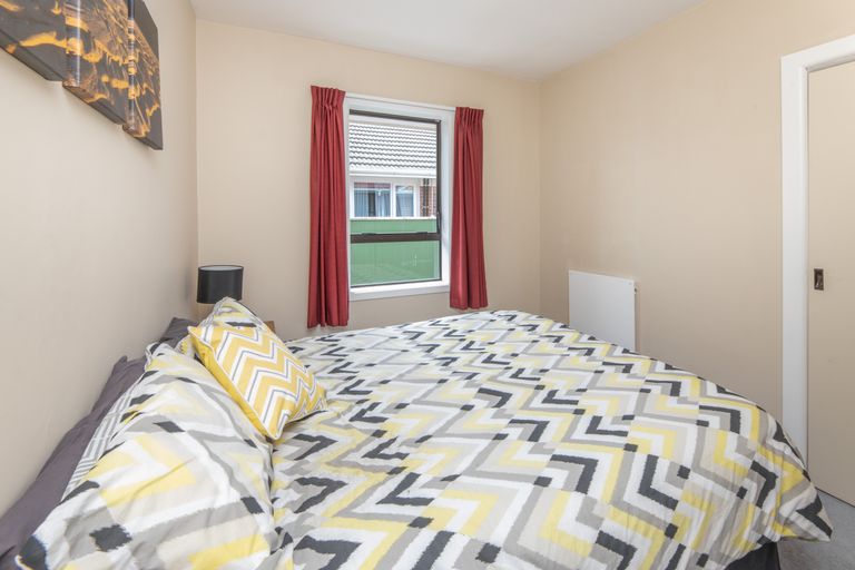 Photo of property in 417 Innes Road, Mairehau, Christchurch, 8052