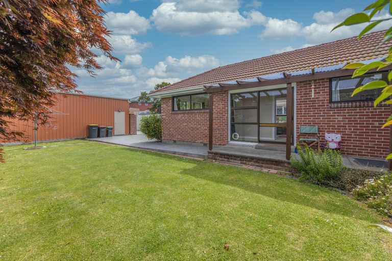 Photo of property in 417 Innes Road, Mairehau, Christchurch, 8052