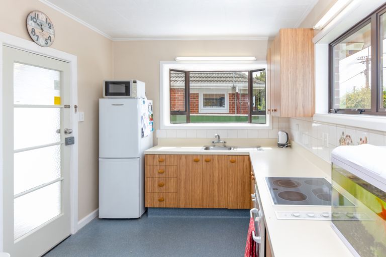 Photo of property in 417 Innes Road, Mairehau, Christchurch, 8052