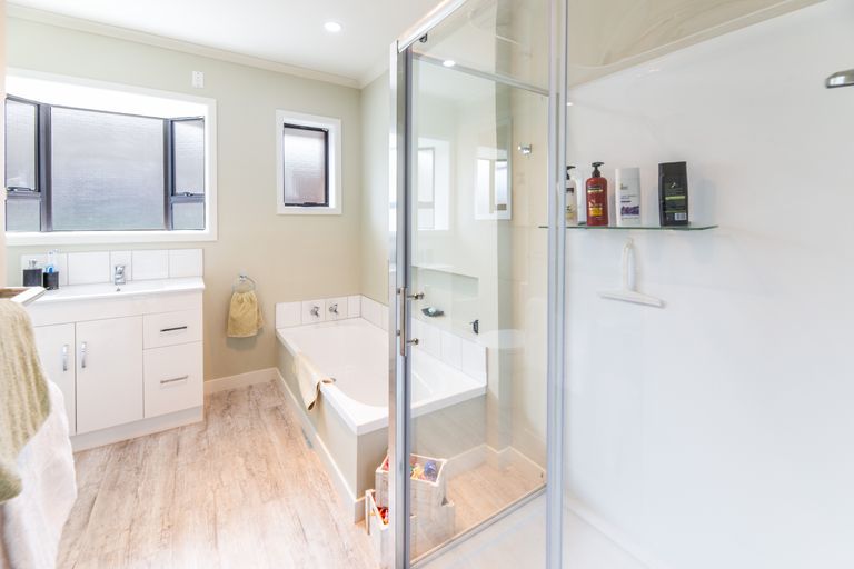 Photo of property in 417 Innes Road, Mairehau, Christchurch, 8052