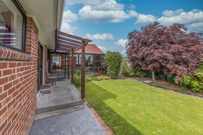 Photo of property in 417 Innes Road, Mairehau, Christchurch, 8052