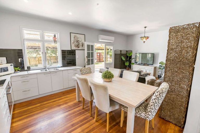 Photo of property in 10 Murray Road, Fairy Springs, Rotorua, 3015