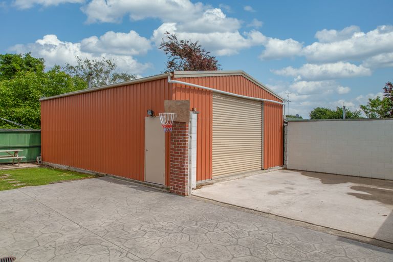 Photo of property in 417 Innes Road, Mairehau, Christchurch, 8052