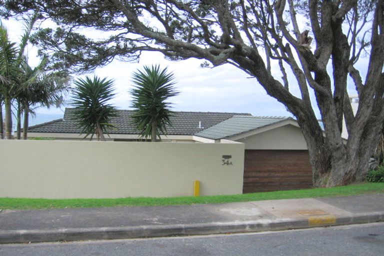 Photo of property in 2/34 Whitby Crescent, Mairangi Bay, Auckland, 0630