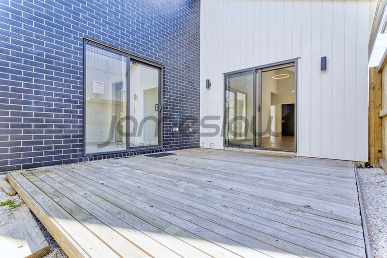 Photo of property in 45 Puwha Street, Massey, Auckland, 0614