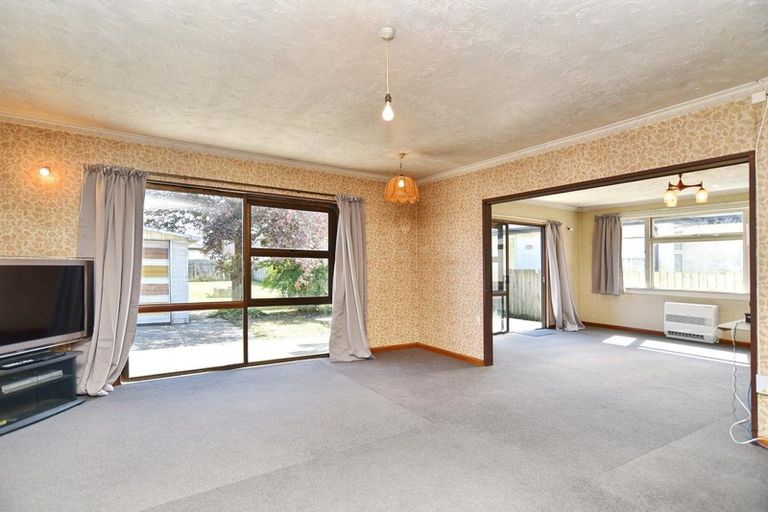 Photo of property in 15 Ivory Street, Rangiora, 7400