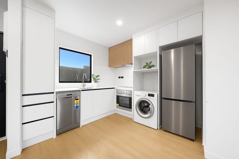 Photo of property in 7/9 Kamaka Road, Mangere Bridge, Auckland, 2022