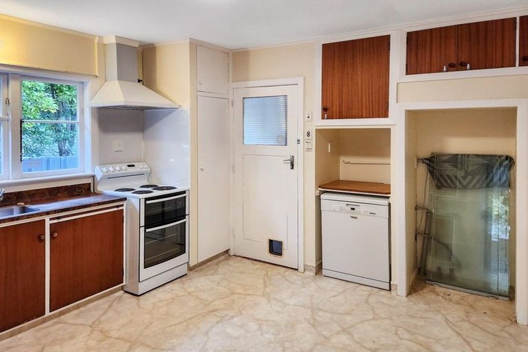 Photo of property in 135 Moohan Street, Wainuiomata, Lower Hutt, 5014