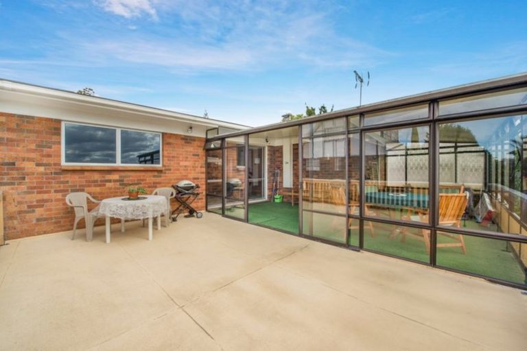 Photo of property in 4 Amanda Avenue, Dinsdale, Hamilton, 3204