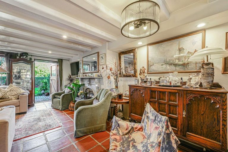 Photo of property in 4/6 Quiet Woman Way, Monaco, Nelson, 7011